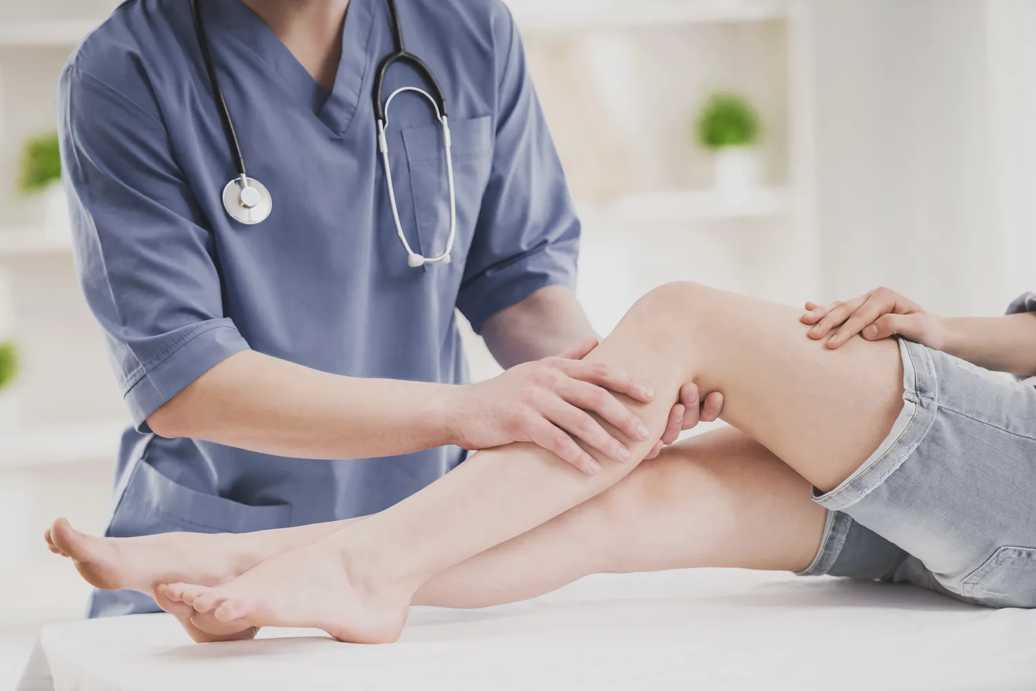Nowoczesne metody rehabilitacji dla najmłodszych i seniorów